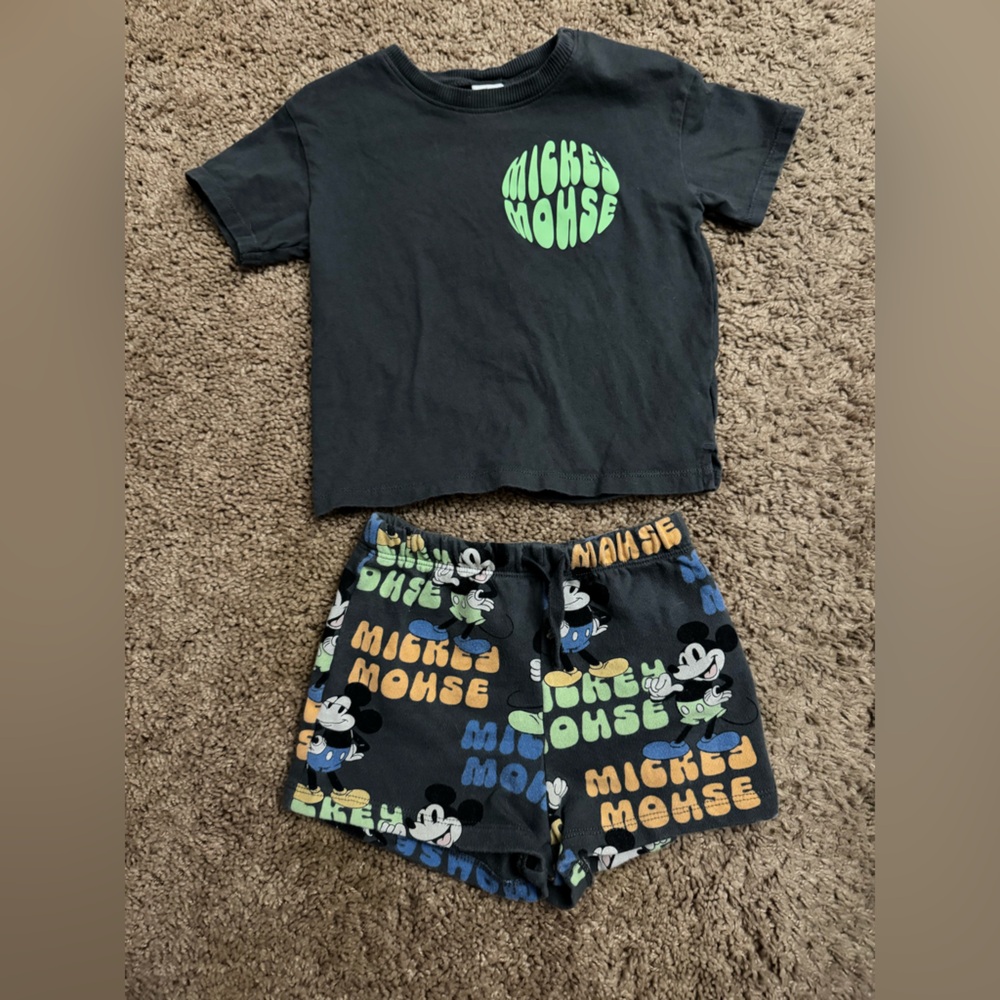Disney Black and Green Mickey Mouse Kids Set